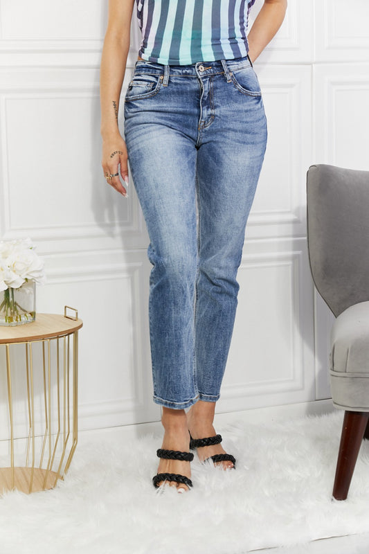 Kancan Full Size Amara High Rise Slim Straight Jeans