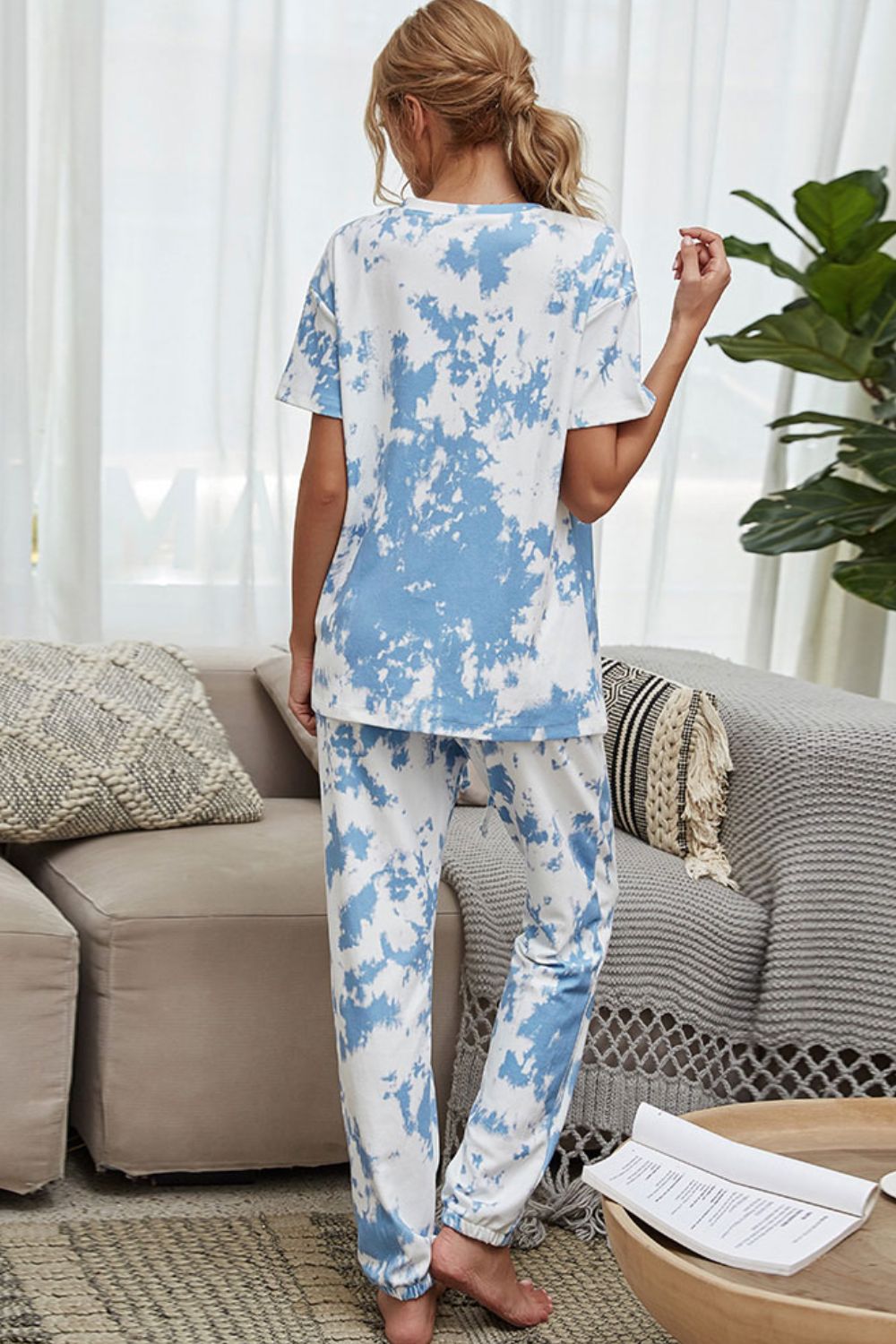 Tie-Dye Top and Drawstring Waist Joggers Lounge Set