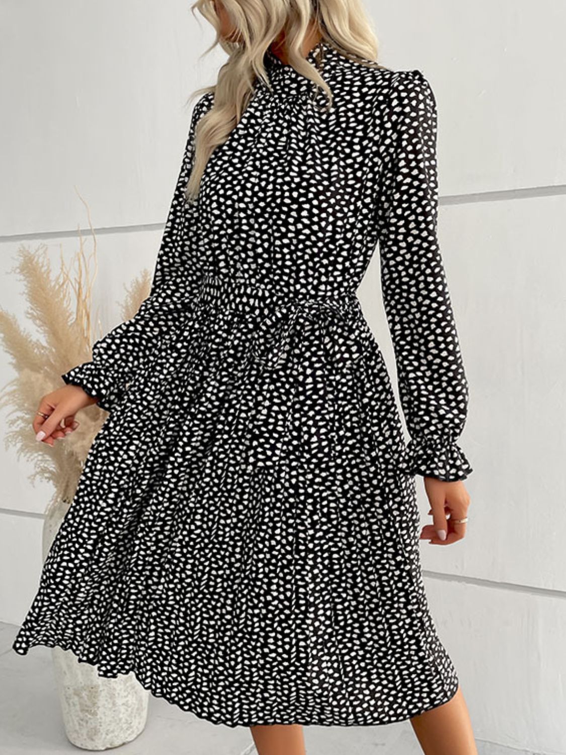 Women's Black Printed Tie-Waist Flounce Sleeve Keyhole Midi Dress