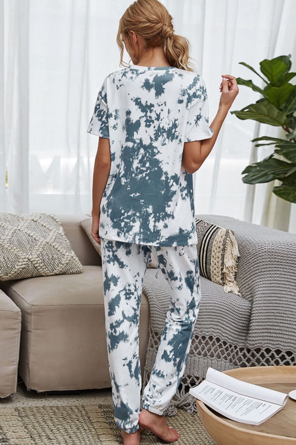 Tie-Dye Top and Drawstring Waist Joggers Lounge Set